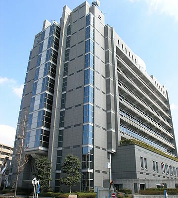 八尾市役所